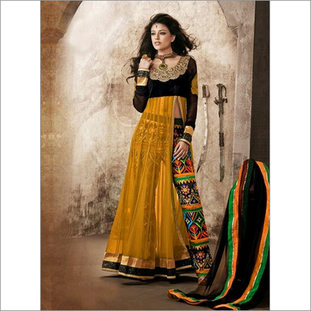 Beautiful Exclusive Designer Fancy Kameez