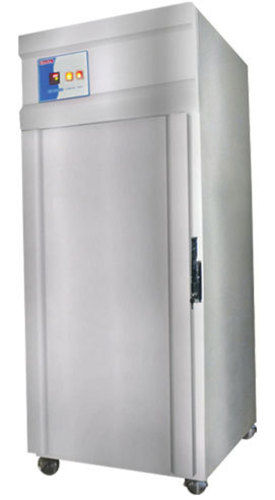 GMP Model Vertical Deep Freezer