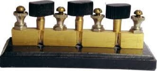 Plug Key with Brass Block By H. L. SCIENTIFIC INDUSTRIES