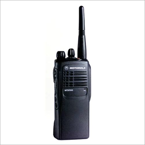 Walkie Talkie Motorola Radio - Frequency Range (Hz): 136-174 Megahertz (Mhz)