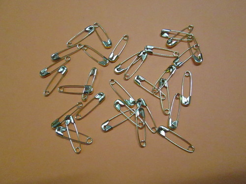 Normal safety Pins