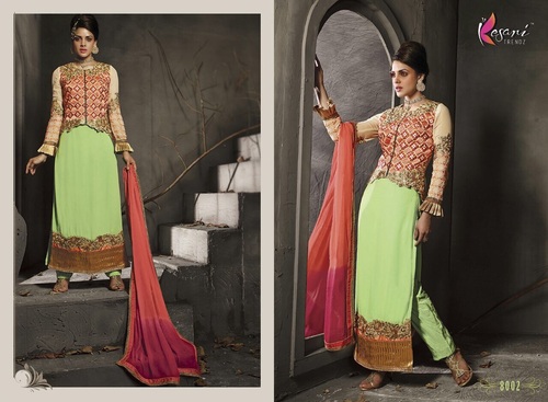 LADIES WEAR FASHION SALWAR KAMEEZ
