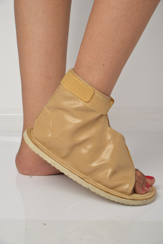 Cast Shoes