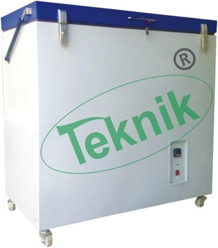 Ultra Low Deep Freezer Capacity: 200 Litre