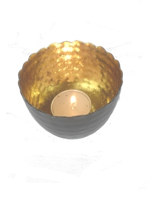 Tealight candle holder