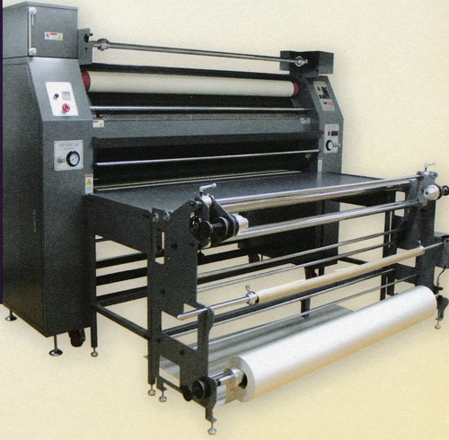 Automatic-Recovering Roll Press
