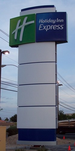 Pylons Holiday Inn - Aluminum Composite, 12ft x 4ft, White | High Visibility, Durable Signage, Internal Lighting