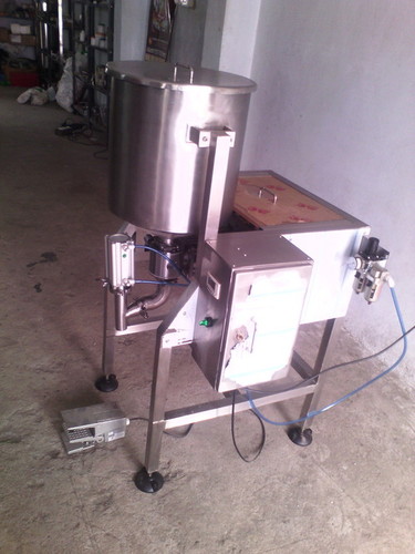 Pickle Filling Machine