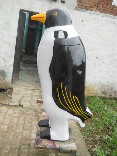 Penguin Dustbin
