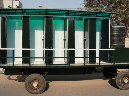8 Seater Mobile Toilet