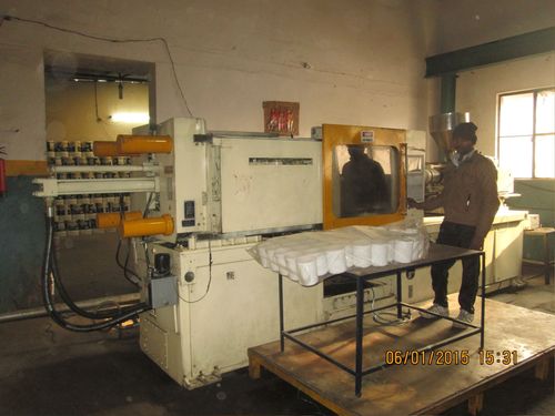 injection moulding 180 ton