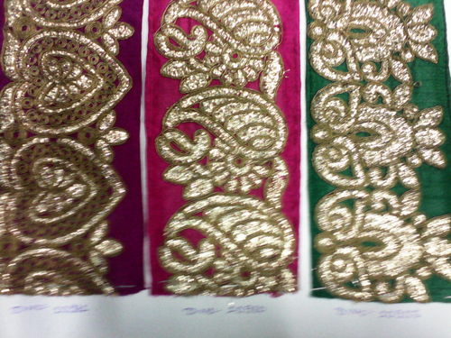 Chain stich lace