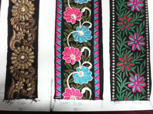Chain Stich Lace
