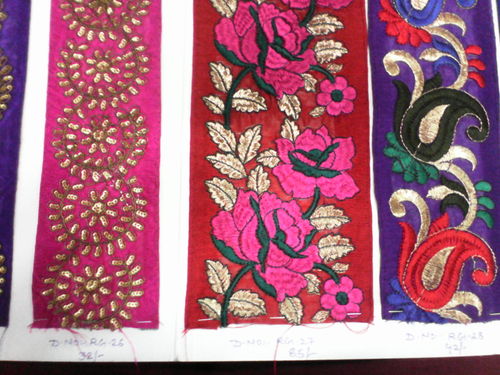 Chain Stich Lace