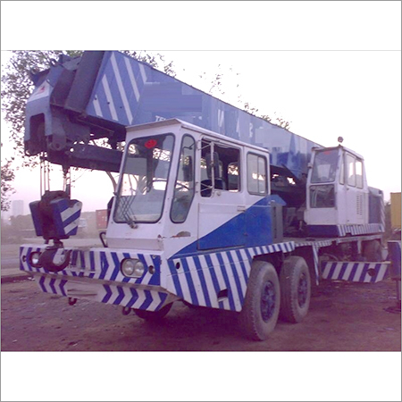 Dak Silach (40 ton Crane)