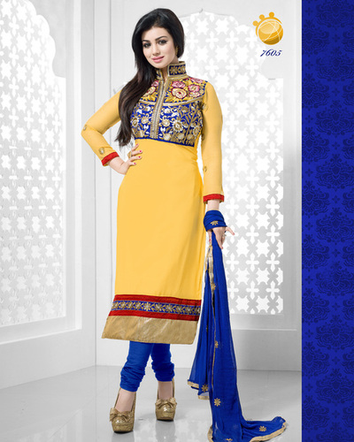aayesha yellow or blue