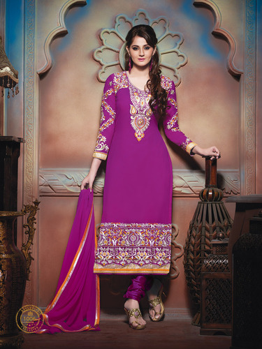discover dark pink suit