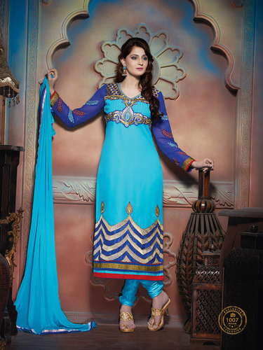 discover sky blue suit