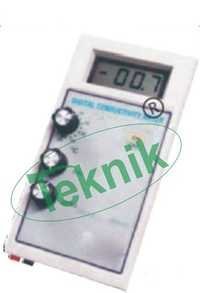 Field Conductivity Meter - 3 Digit Led Display, Range 2-20 Mohs/cm, Pre-adjustable Cell Constants, Platinum Dip, 1000 Hz Frequency, +1% Accuracy