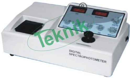 Digital Spectrophotometer - 340 to 960 nm Range, 0.1 %T Resolution, Silicon Photodiode Detector, 6V Tungsten Halogen Light Source, 3 Digit LED Display, Ideal for Analytical Lab Applications