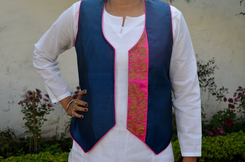 Munga Silk Jacket with Embroidery