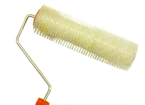 spike roller