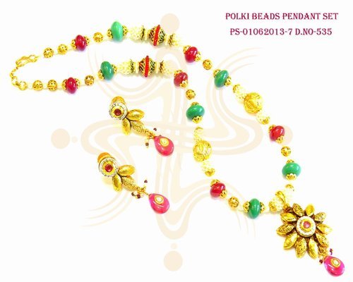 Polki Beads Pendant Set