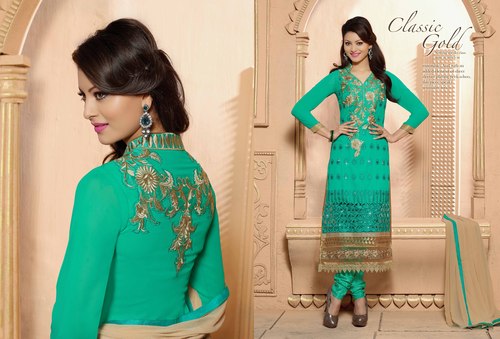 Urvashi Rautela - Beautiful Designer Fancy Suit