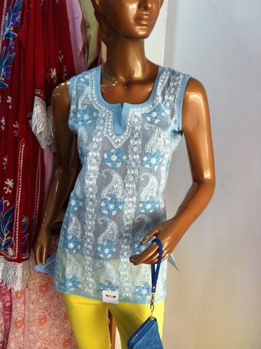 Chikan Kurti