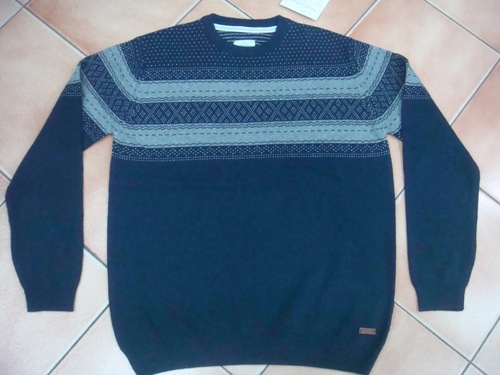 Round Neck Pullover