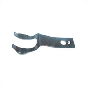 Spring Steel Clip Metal Spring Locking Clips at Rs 2/piece, स्प्रिंग क्लिप  in Ludhiana