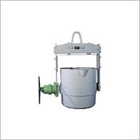 Lip Pouring Ladle