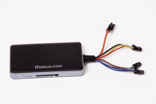 GPS Vehicle Tracking Device (Model GT-06)