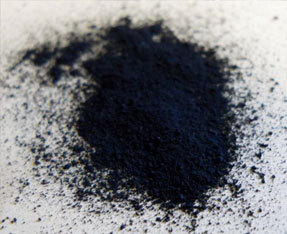 Natural indigo dye powder