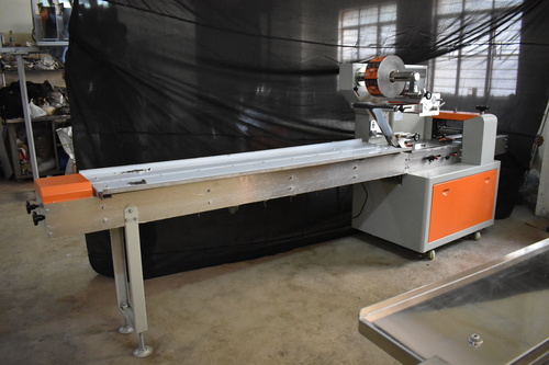 Automatic Horizontal Flow Wrap Machine 3 servo