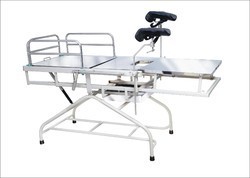 Delivery Bed Obstetric Labour Table  Application: Hospitals