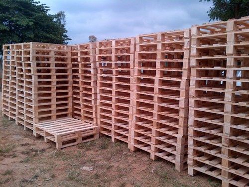 Light Weight Wood Pallets
