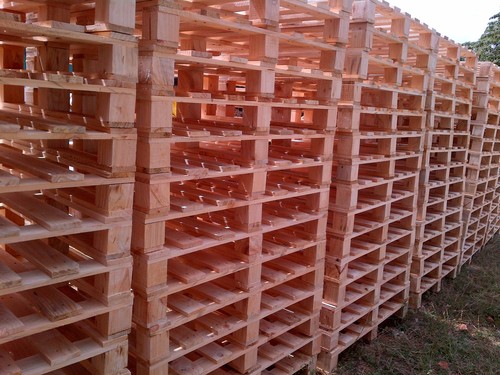Compressed Wood Pallets