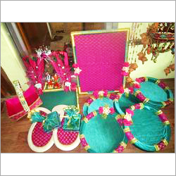 Green and Dark Pink Theme