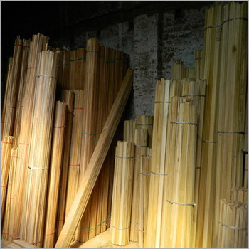 Stylish Wooden Margins