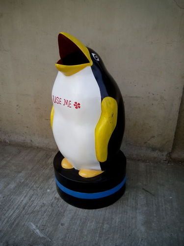 Penguin Dustbin