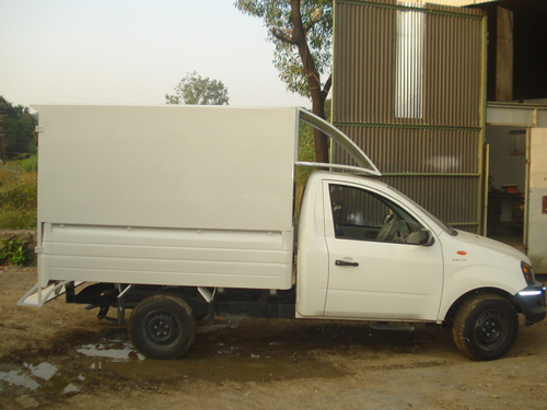 Delivery van On Bolero Camper