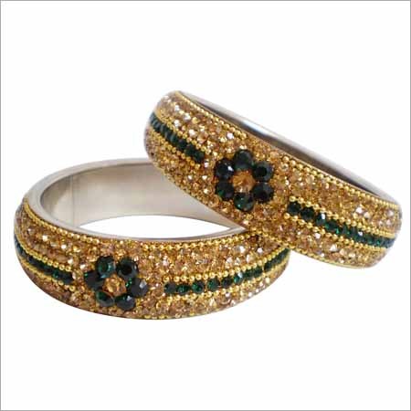 Lac Bangle