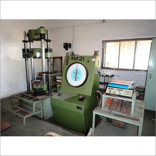 Universal Testing Machine
