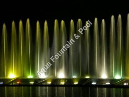 Adjestible stright jet fountain