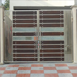 SS And Wooden Gates