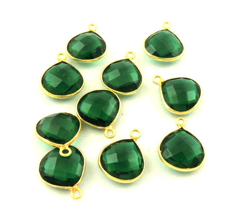 Pear Dyed Emerald Gemstone Connectors