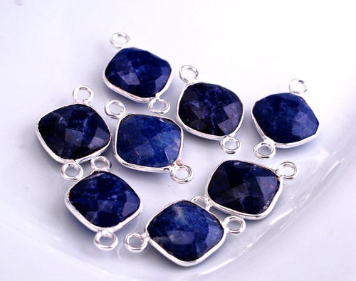 Cushion Dyed Sapphire Gemstone Connectors