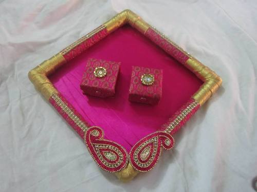 Engagement ring platter basic model