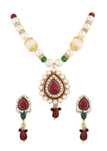 Pendant Earrings Set